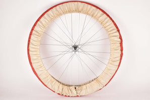 Red and white single wheel cover tire saver