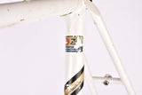 Chesini frame in 57.5 cm (c-t) / 56 cm (c-c) with Columbus Zeta tubing from the 1980s