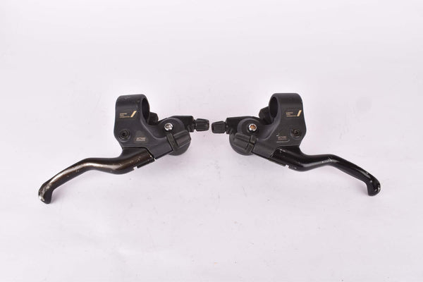 Shimano Deore DX #ST-M071 3x7-speed Shifting Brake Levers from the 1990s
