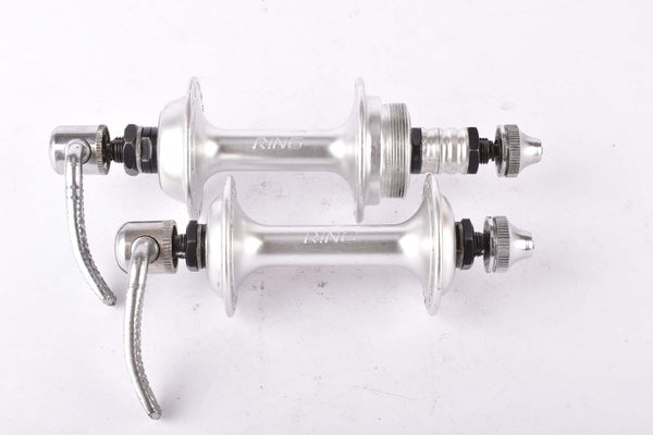 Cambio Rino silver finished low flange Hub set with 36 holes and italian thread from the 1980s