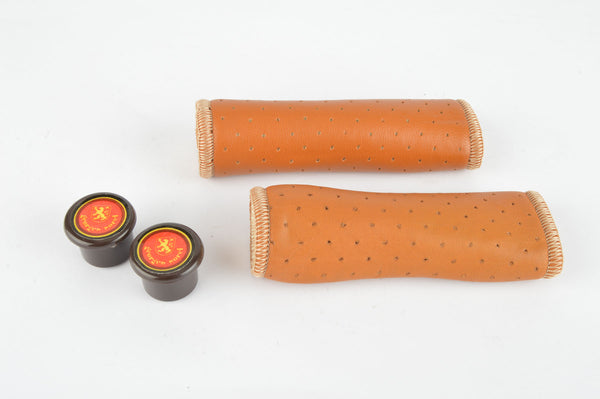 NOS/NIB Georges Sorel Grips in honey, with 110mm length