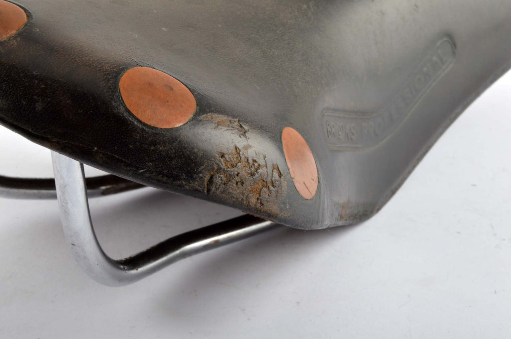 Brooks Professional big copper rivets B78 leather saddle from the 1960