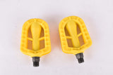 NOS Sunshine yellow plastic  kids / junior BMX Pedals