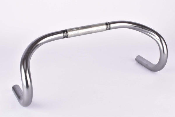 3ttt Super Competizione Gimondi single grooved Handlebar in size 43cm (c-c) and 26.0mm clamp size, from the 1980s / 1990s