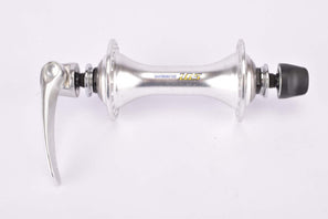 NOS Shimano 105 #HB-5500 Low Flange Front Hub with 36 holes from 1998 - Vorderradnabe

Weight / Gewicht :
206 g

Width / Einbaubreite :
100 mm

Holes / Lochzahl :
32

Condition / Zustand :
New old Stock (NOS) with signs of storage, see pictures /
Neue alte Lagerware mit Lagerspuren, siehe Bilder

Production date / Produktionszeitraum :
1998 - 2006

Please note / Bemerkungen :
With skewer /
Mit Schnellspanner