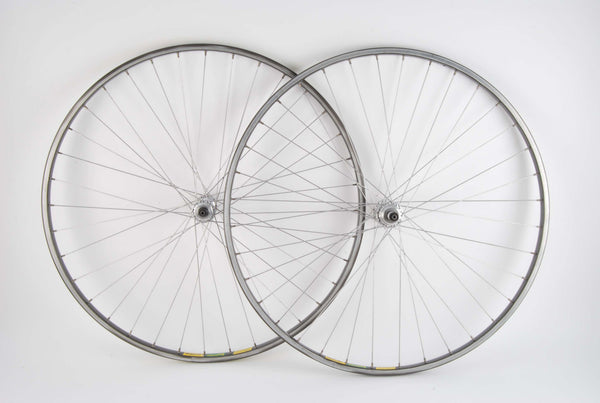 Wheel Set Mavic MA 40 clincher rims with Campagnolo 922/000 Triomphe hubs from 84-87