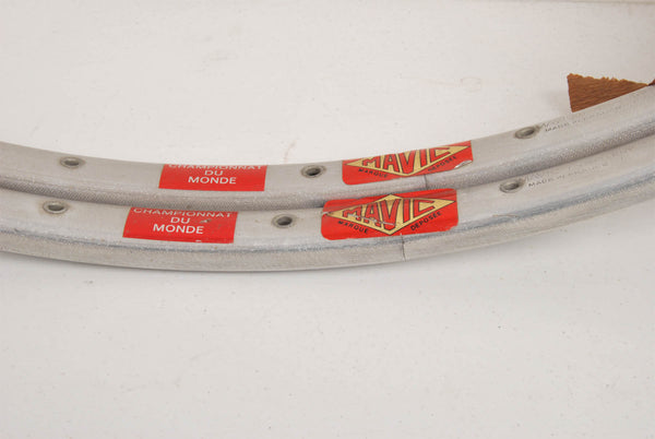 Pair of MAVIC Montlery Championnat du Monde silver alloy rims from the 70s in NOS condition