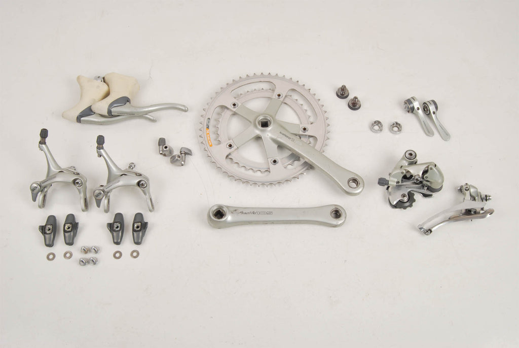 Shimano 105 SC groupset with indexed shifters from 1993 95 Shimano 105 SC groupset with indexed shifters from 1993 95